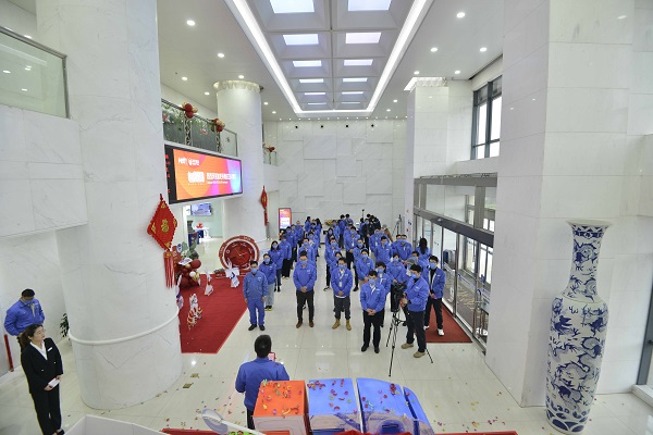 1f8df914881d40aabd02351c6ed1b96a