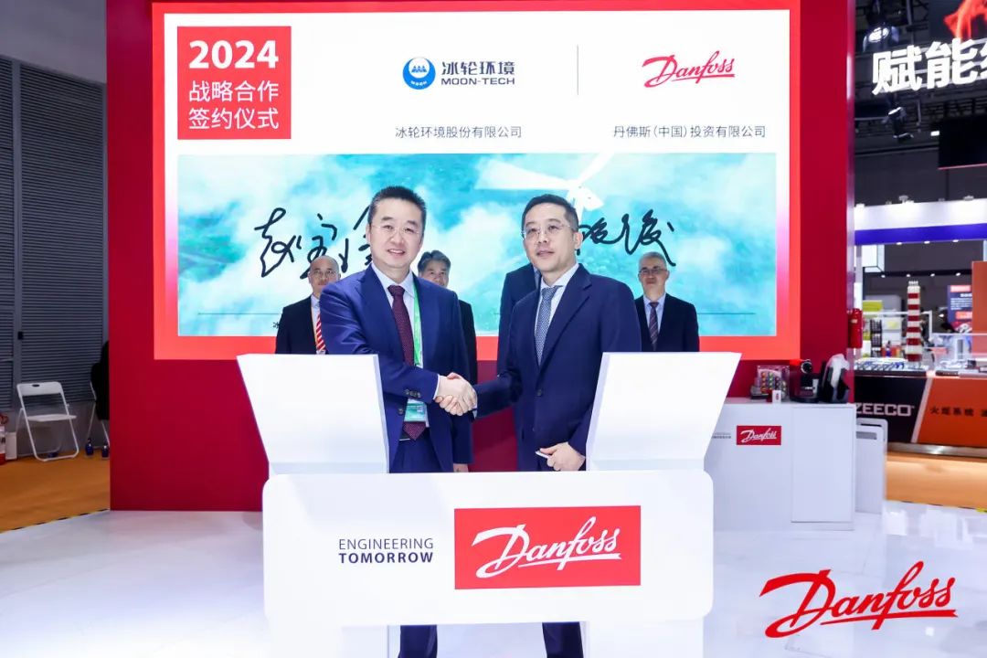 e15e41e2afb74465b9bad13bbb8dc797